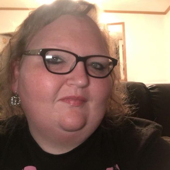 Meet your Posher, Vivian - Picture 1 of 1